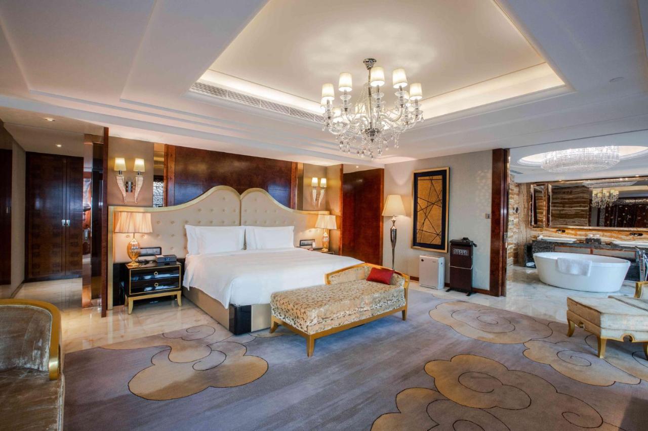 Crowne Plaza Hotel Lanzhou By Ihg Exterior foto